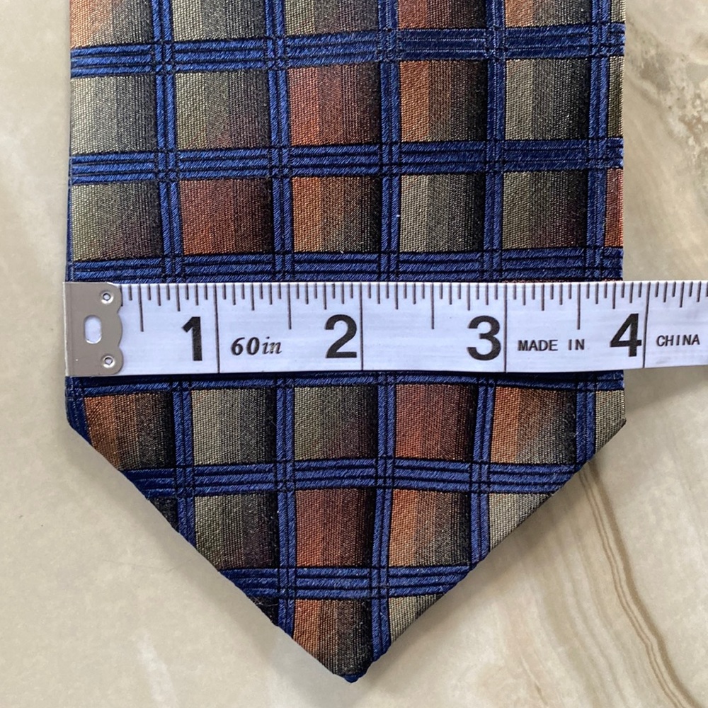 Daniel Gray Tie - Picture 2 of 4
